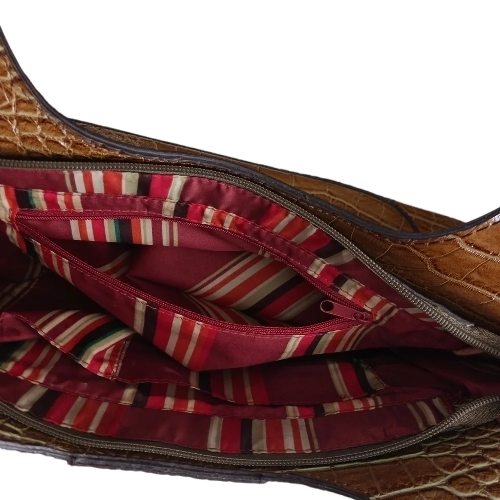 MONDANI New York Faux Reptile Print